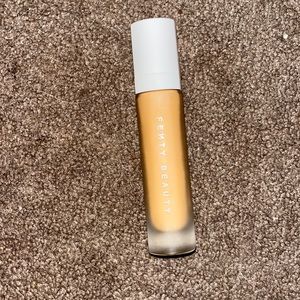 Matte foundation , Febty beauty
